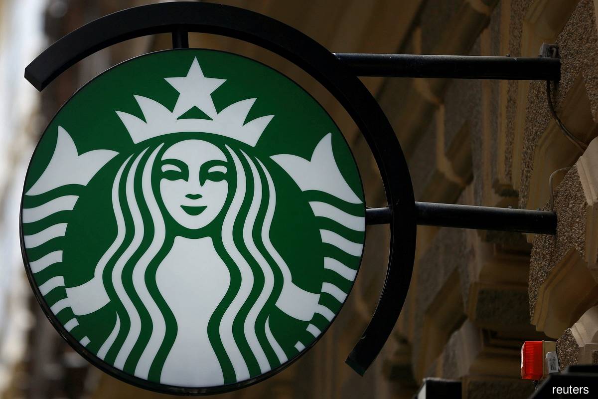 Starbucks, union at odds over hybrid negotiations